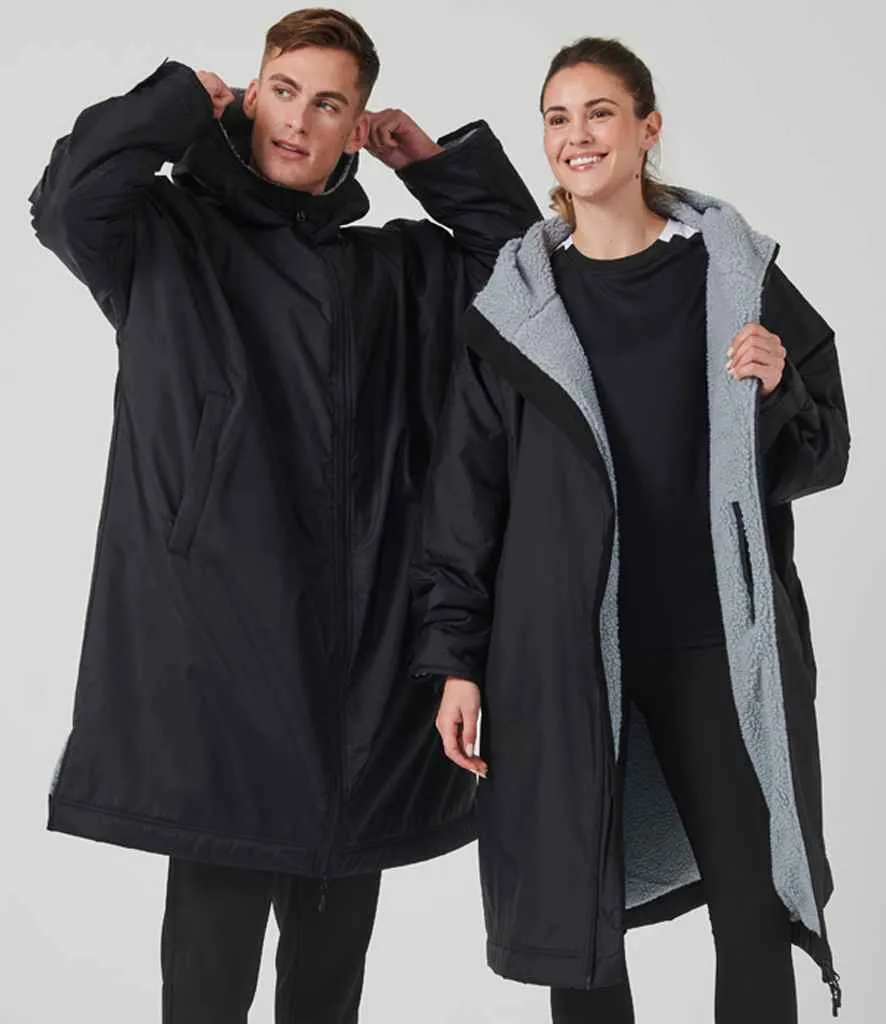 Finden   Hales Adults All Weather Robe | Black